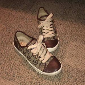 Micheal Kors Sneakers